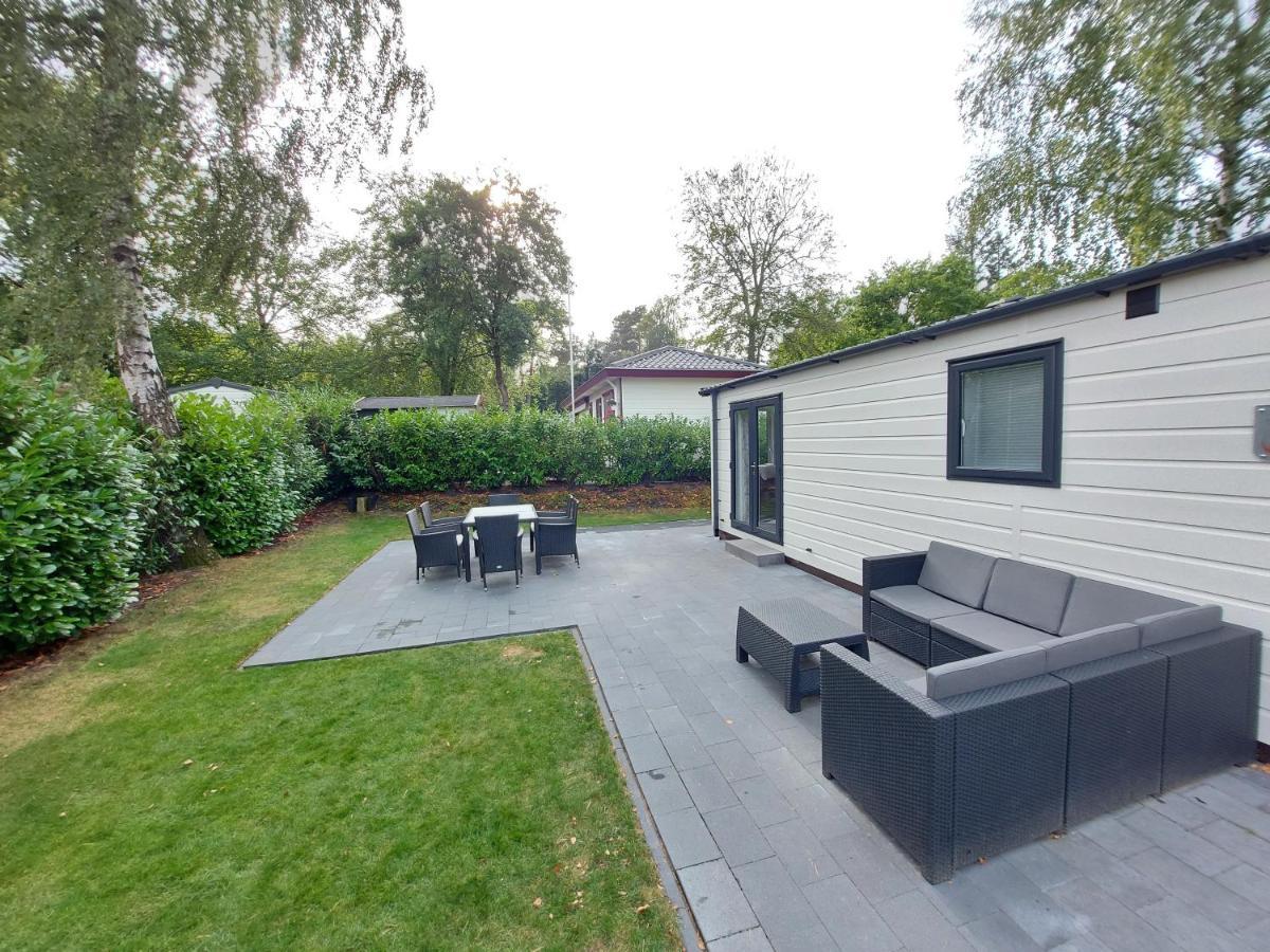 Chalet Wanama. Gelegen Op Het Vakantiepark Het Lierderholt Op De Veluwe. Villa Beekbergen Exterior photo